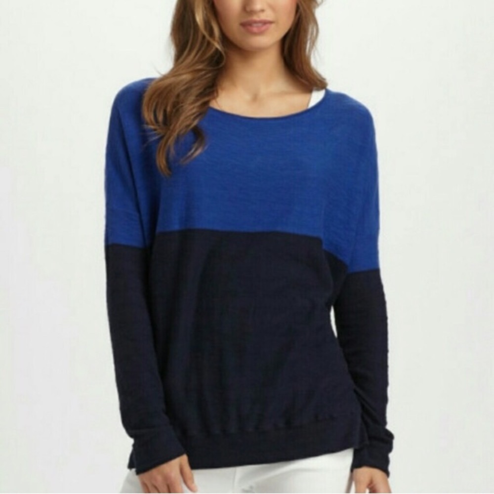 ☀️Vince. Blue & Black Sweater Striped Top Small